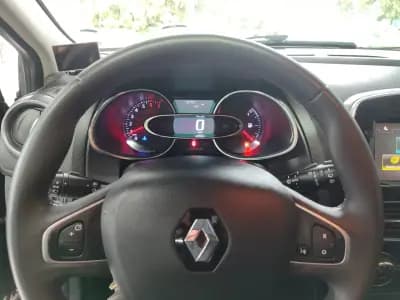 Vendo Renault Clio 2017 - 10500 EUR, 112820 km - AUTO.MOTO.pt