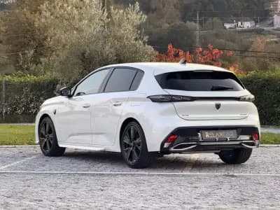 Vendo Peugeot 308 2021 - 25000 EUR, 58000 km - AUTO.MOTO.pt