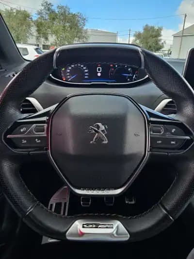 Vendo Peugeot 3008 2019 - 19600 EUR, 84500 km - AUTO.MOTO.pt