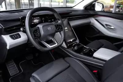 Vendo Ford Explorer 2024 - 39990 EUR, 15628 km - AUTO.MOTO.pt