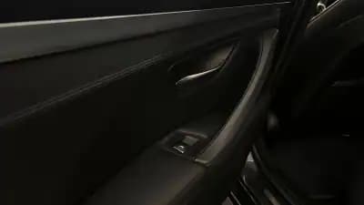 Vendo BMW 520 2012 - 13990 EUR, 299976 km - AUTO.MOTO.pt