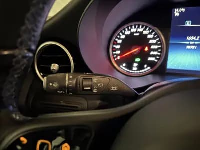 Sell Mercedes-Benz C 200 2020 - 23900 EUR, 98681 km - AUTO.MOTO.pt