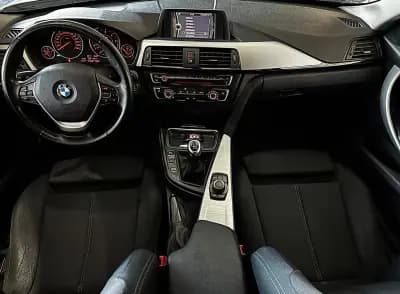 Vendo BMW 318 2012 - 16990 EUR, 173500 km - AUTO.MOTO.pt