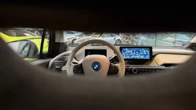 Vendo BMW i3 2014 - 15990 EUR, 54230 km - AUTO.MOTO.pt