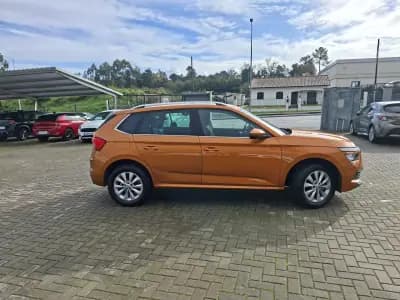 Sell Skoda Kamiq 2023 - 18750 EUR, 33500 km - AUTO.MOTO.pt