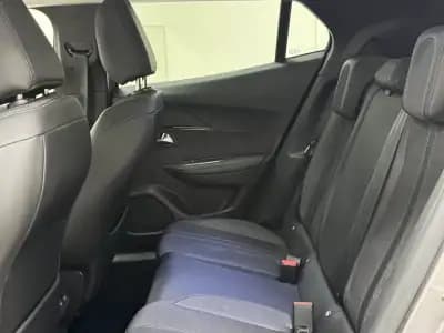 Vendo Peugeot 2008 2021 - 17990 EUR, 99850 km - AUTO.MOTO.pt