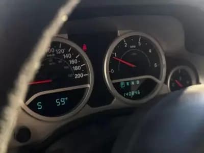 Vendo Jeep Wrangler Unlimited 2007 - 33800 EUR, 140826 km - AUTO.MOTO.pt