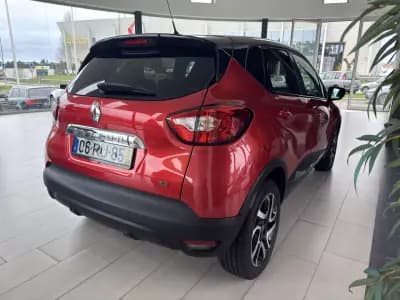 Vendo Renault Captur 2016 - 12250 EUR, 136506 km - AUTO.MOTO.pt