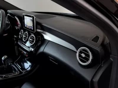 Sell Mercedes-Benz C 200 2015 - 17999 EUR, 175000 km - AUTO.MOTO.pt