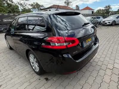Vendo Peugeot 308 SW 2020 - 15900 EUR, 76690 km - AUTO.MOTO.pt