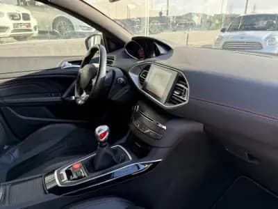 Sell Peugeot 308 2015 - 19500 EUR, 120000 km - AUTO.MOTO.pt