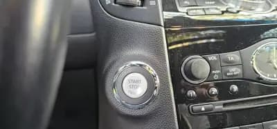 Vendo Infiniti QX70 2016 - 26990 EUR, 198900 km - AUTO.MOTO.pt