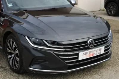 Vendo Volkswagen Arteon 2021 - 25990 EUR, 155000 km - AUTO.MOTO.pt
