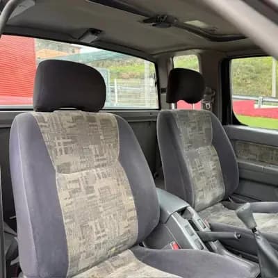 Vendo Nissan Navara 1999 - 11900 EUR, 154000 km - AUTO.MOTO.pt