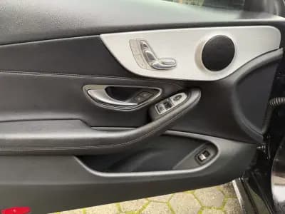 Sell Mercedes-Benz C 220 2016 - 29900 EUR, 160000 km - AUTO.MOTO.pt