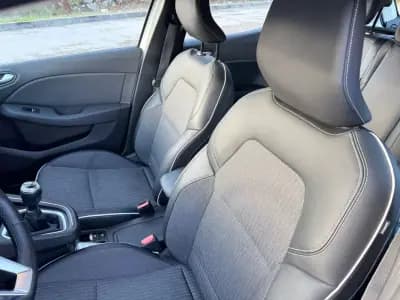 Vendo Renault Clio 2020 - 11900 EUR, 158151 km - AUTO.MOTO.pt