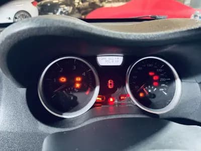 Sell Renault Mégane Break 2007 - 3990 EUR, 290812 km - AUTO.MOTO.pt