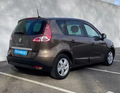Vendo Renault Scénic 2010 - 7240 EUR, 176000 km - AUTO.MOTO.pt