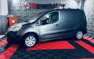 Vendo Citroën Berlingo 2015 - 6990 EUR, 257315 km - AUTO.MOTO.pt