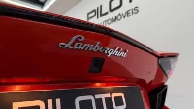 Sell Lamborghini Aventador 2012 - 349900 EUR, 17929 km - AUTO.MOTO.pt