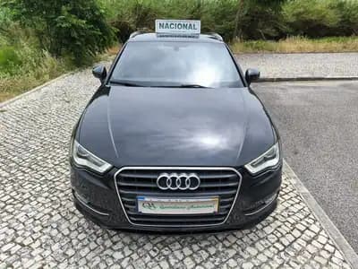 Vendo Audi A3 Sportback 2013 - 14950 EUR, 255105 km - AUTO.MOTO.pt
