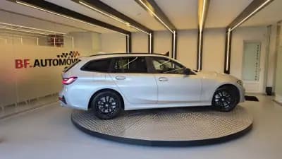 Vendo BMW 330 2021 - 22500 EUR, 213862 km - AUTO.MOTO.pt