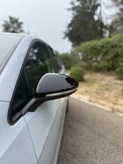 Vendo Volkswagen Golf 2018 - 17999 EUR, 200000 km - AUTO.MOTO.pt