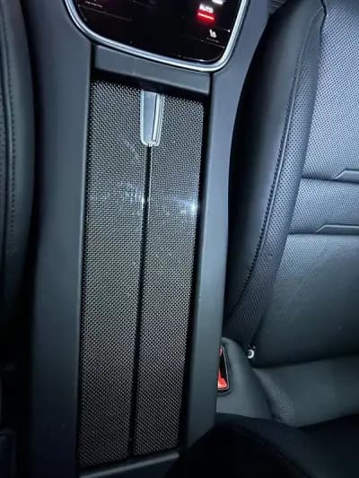 Vendo Porsche Panamera 2017 - 82499 EUR, 62500 km - AUTO.MOTO.pt