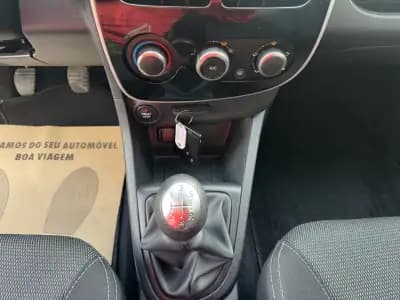 Sell Renault Clio Sport Tourer 2015 - 8750 EUR, 190000 km - AUTO.MOTO.pt