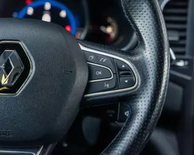 Sell Renault Mégane Sport Tourer 2018 - 15990 EUR, 126740 km - AUTO.MOTO.pt