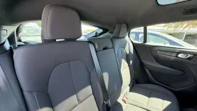 Sell Volvo C40 2023 - 38900 EUR, 60000 km - AUTO.MOTO.pt