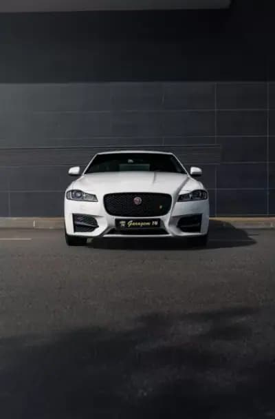 Vendo Jaguar XF 2017 - 24990 EUR, 145800 km - AUTO.MOTO.pt