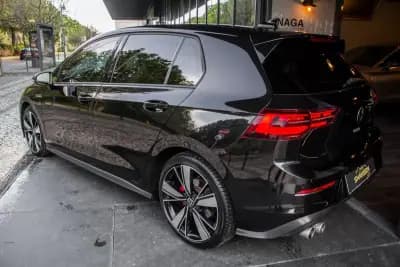 Vendo Volkswagen Golf 2022 - 34990 EUR, 72017 km - AUTO.MOTO.pt