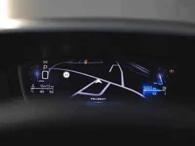 Vendo Peugeot 308 2024 - 26990 EUR, 16000 km - AUTO.MOTO.pt