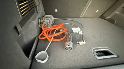 Sell Citroën e-C4 2022 - 20900 EUR, 23500 km - AUTO.MOTO.pt