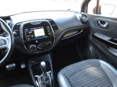 Vendo Renault Captur 2016 - 12990 EUR, 148000 km - AUTO.MOTO.pt