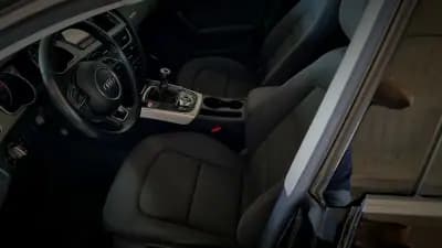 Vendo Audi A5 Sportback 2017 - 23900 EUR, 164000 km - AUTO.MOTO.pt