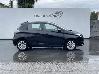 Vendo Renault Zoe 2020 - 15250 EUR, 80651 km - AUTO.MOTO.pt