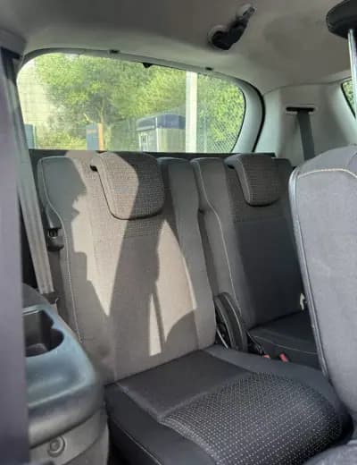 Sell Renault Scénic 2009 - 6599 EUR, 230000 km - AUTO.MOTO.pt