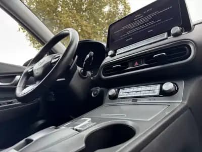 Vendo Hyundai Kauai 2021 - 22500 EUR, 77000 km - AUTO.MOTO.pt