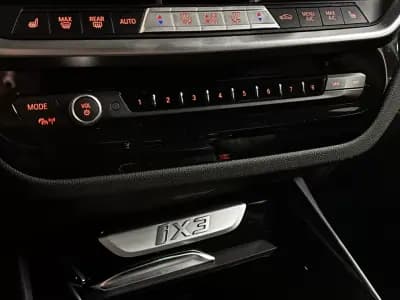 Vendo BMW iX3 2023 - 49990 EUR, 43700 km - AUTO.MOTO.pt