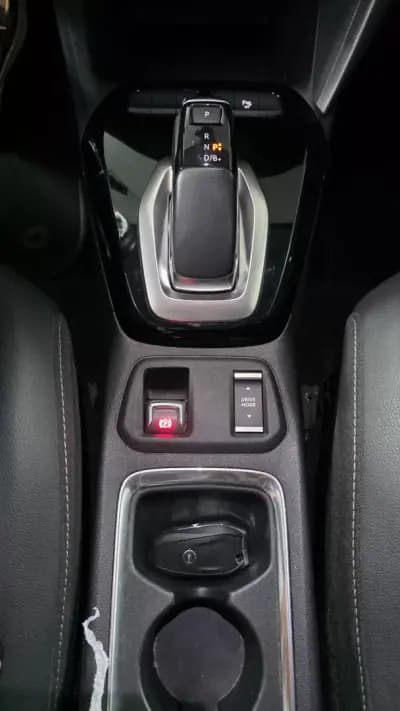 Vendo Opel Corsa-e 2022 - 17990 EUR, 42000 km - AUTO.MOTO.pt