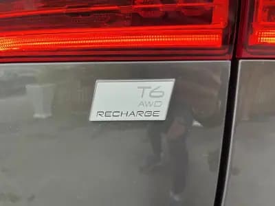 Vendo Volvo XC 60 2020 - 32750 EUR, 141000 km - AUTO.MOTO.pt