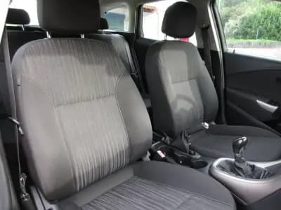 Sell Opel Astra Sports Tourer 2011 - 5990 EUR, 258000 km - AUTO.MOTO.pt