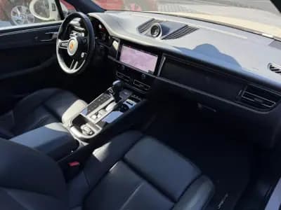 Vendo Porsche Macan 2022 - 85000 EUR, 36000 km - AUTO.MOTO.pt