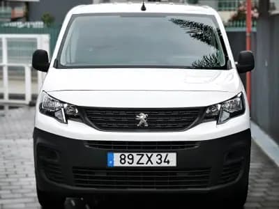 Vendo Peugeot Partner 2020 - 13950 EUR, 114372 km - AUTO.MOTO.pt
