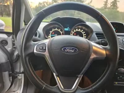 Sell Ford Fiesta 2016 - 9990 EUR, 87600 km - AUTO.MOTO.pt