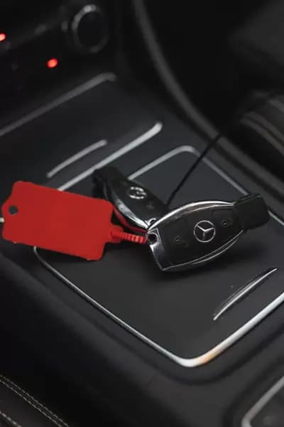 Vendo Mercedes-Benz CLA 200 2018 - 22900 EUR, 168433 km - AUTO.MOTO.pt