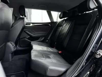 Sell Volkswagen Arteon 2023 - 31990 EUR, 45800 km - AUTO.MOTO.pt