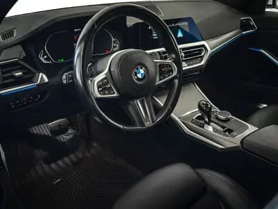 Sell BMW 330 2021 - 35000 EUR, 85000 km - AUTO.MOTO.pt